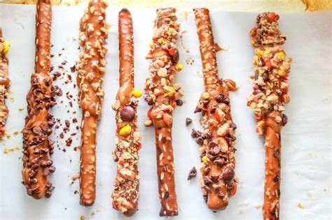 Loaded Caramel Dipped Pretzel Rods Sallys Baking Addiction