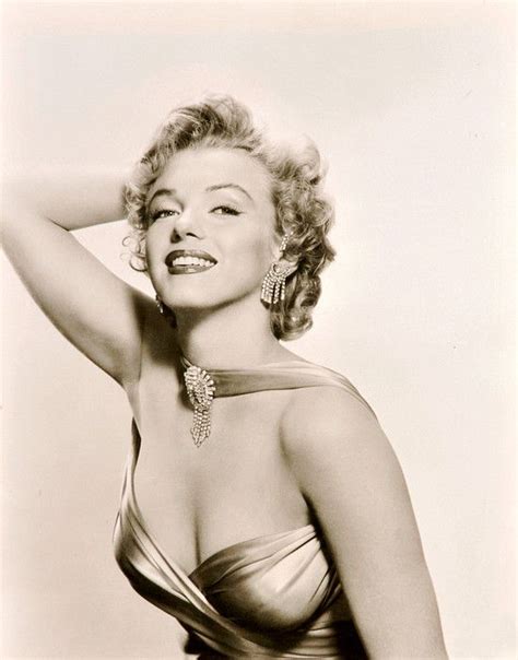 marilyn monroe knows how to pose by retro images archive marilyn monroe portrait hollywood