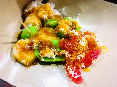 Jajan Pasar Pak Mus terdekat - Restoran dan Tempat Makan Kue & Roti