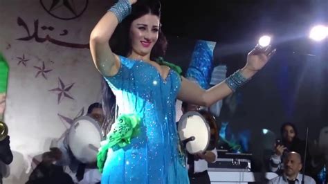 Belly Dance Of Arab Girl In A Wedding Youtube