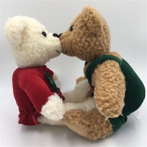 hallmark toys hallmark kiss kiss stuffed plush bears magnetic lips connecting hands adorable