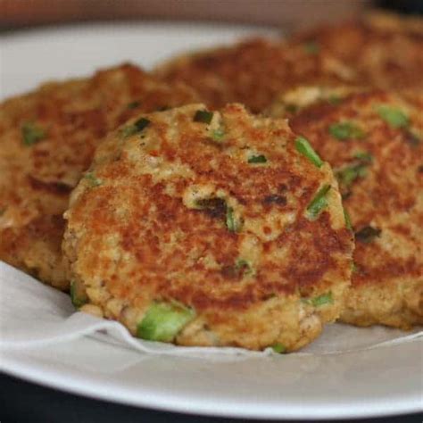 Cover and chill in the refrigerator for 30 minutes, this will make them easier to shape and become less sticky. Old Bay Salmon Cakes - Aggie's Kitchen