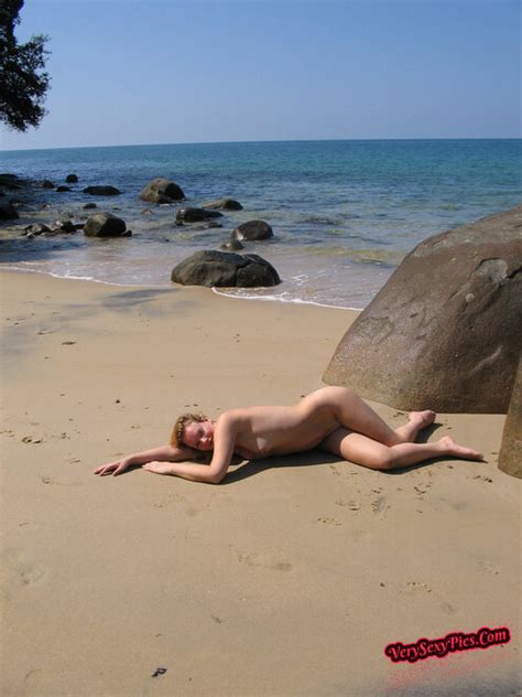 Naked Amateur Danish Slut On The Beach Nude Amateur Photos Danish