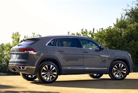 This vehicle seats no more than five. 2020 Volkswagen Atlas Cross Sport Review - autoevolution