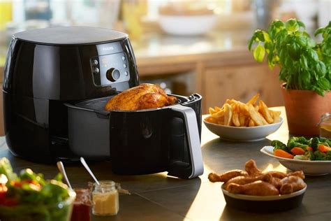 The philips airfryer xxl uses hot air to fry your favourite food with little or no added oil. Best air fryers 2020 for cooking up a storm | Evening Standard