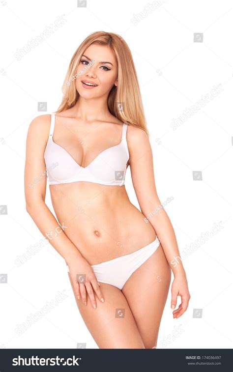 Woman Posing In Large Panties Free Online Sex Tv