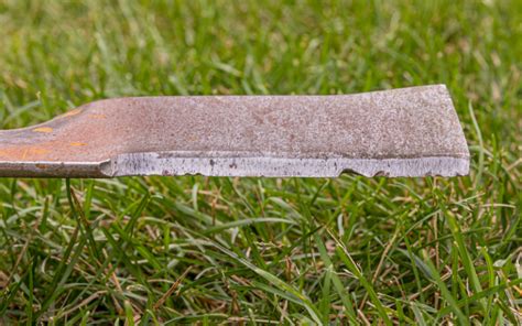 When To Replace Lawn Mower Blades The Lawn Mower Guru