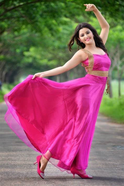 Bangladeshi Hot Actress Pori Moni Sexy Picture Collections Cinehub
