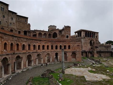 Mercado De Trajano Y Museo De Los Foros Imperiales De Roma