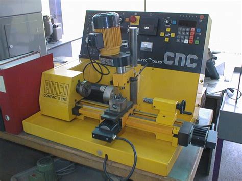 The motor is protected against overload through a cur r ent limitation. Emco compact 5 CNC