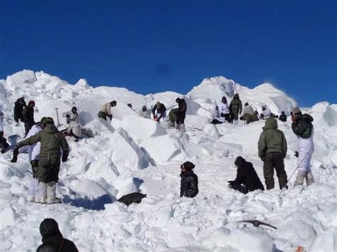 Soldier Buried Alive By Deadly Avalanche Saved After 6 Days