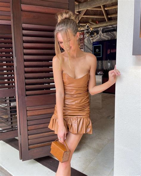 Josephine Skriver Showed Off Her Perfect Figure And Tan In A Caramel