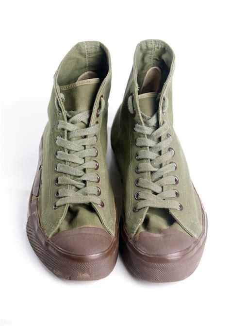 Vintage Spotlight Converse Army Made In Usa 70s Sneakers Magazine