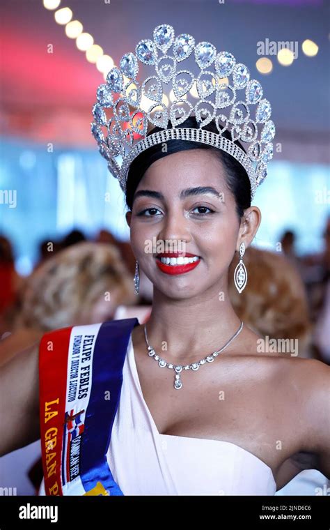 Dominican Beauty Queen Representing The Bronx Melody Pérez Poses
