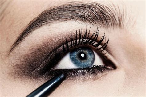 9 Best Eyeliners For Sensitive Eyes In 2022 Skin Seas