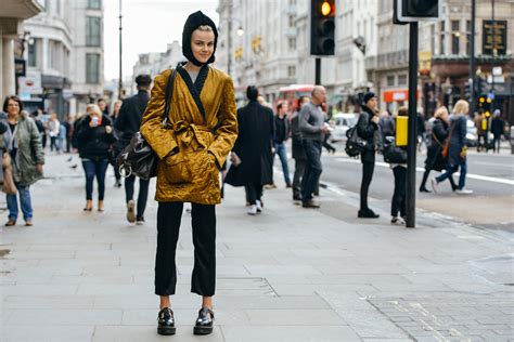 Best Street Style At London Fashion Week Fall Winter 2015 2016