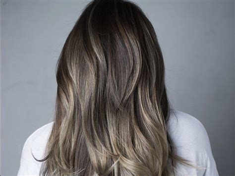 Apa itu warna rambut ash? Warna Rambut Coklat Dan Abu Abu - Galeri Gambar