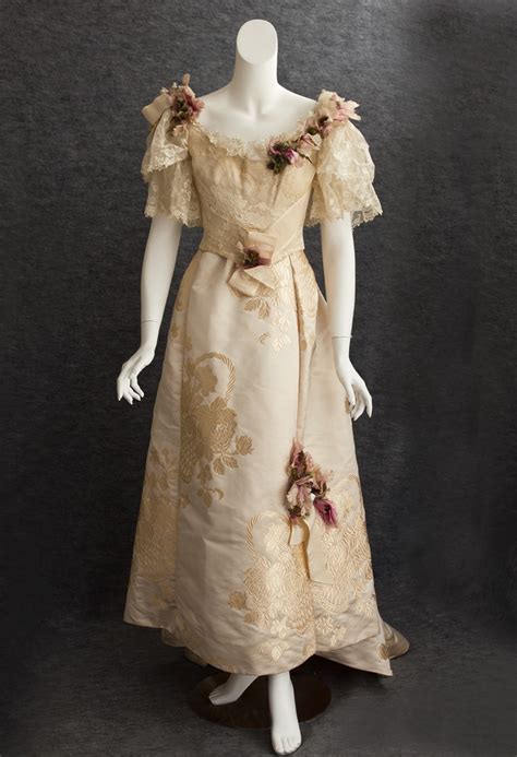 Victorian Clothing At Vintage Textile 2745 1890s Ball Gown