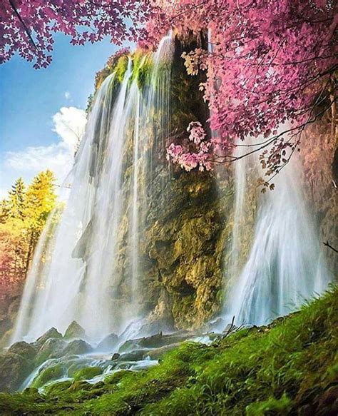 Pin By Debbie Mcnair On Waterfalls Beautiful Nature Beautiful