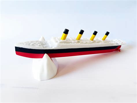 Titanic Sinking Model Toys