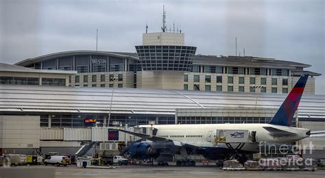 The Westin Detroit Metropolitan Airport Photograph By David Oppenheimer