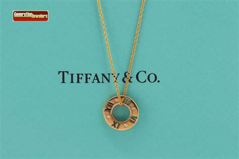 Nice Tiffany And Co Atlas Diamond 18k Rose Gold Disc Circle Pendant