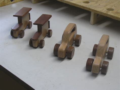 Holzspielzeug für kinder selber bauen, flugzeug es ist so einfach. Holzautos für Kleinkinder Bauanleitung zum selber bauen ...