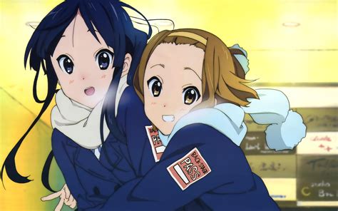 Online Crop Screenshot Of Two Female Anime Character Hugging Each Other Hd Wallpaper