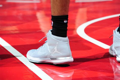 New balance 850 kawhi leonard mens shoes ml850kl3 berry lime green purple sz 10top rated seller. Kawhi Leonard Switches up his Jordans Every Four Games ...