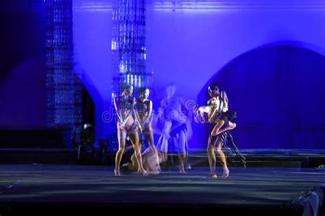 The bokeh discourse is the best place to ask usage questions and is a great way to get feedback from other users on how to approach a problem. The Appearance Of Century Contemporary Dance Company From ...