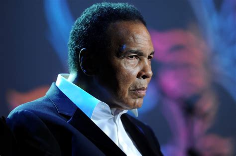 Урождённый ка́ссиус марсе́ллус клей, англ. Muhammad Ali Net Worth: Career, Arrest and Come Back ...