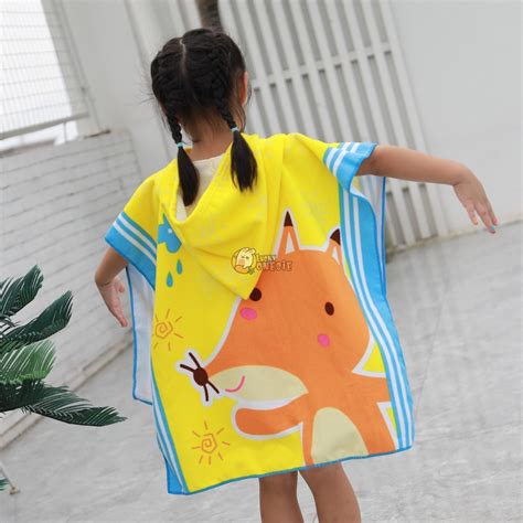Baby hooded towel with adorable fox applique on the hood. Fox Hooded Beach Towel for Kids & Baby Bath Towels ...