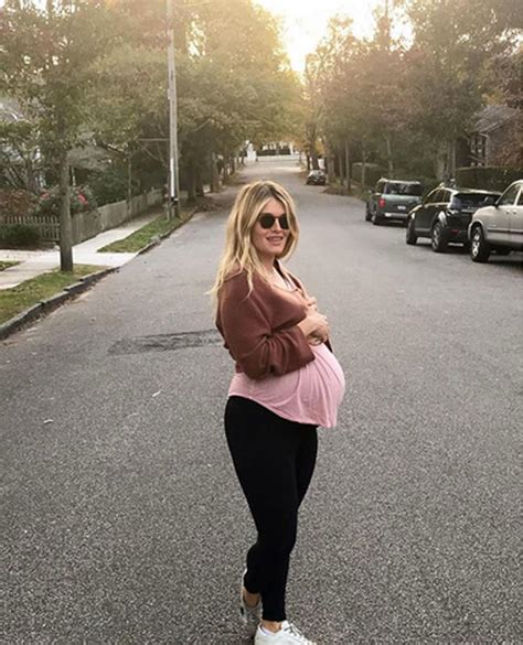 Pregnant Daphne Oz Shows Off Her 36 Week Bump As She Prepares For The