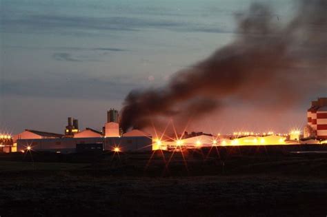 Fire Erupted At Rio Tintos Isl Aluminium Smelter In Southwest Iceland