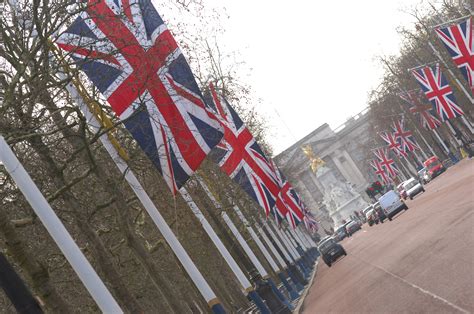 Membership of a trade union or staff association can give employees more bargaining power and support at work. Union Jack Flags | Flags for Sale Online | UK