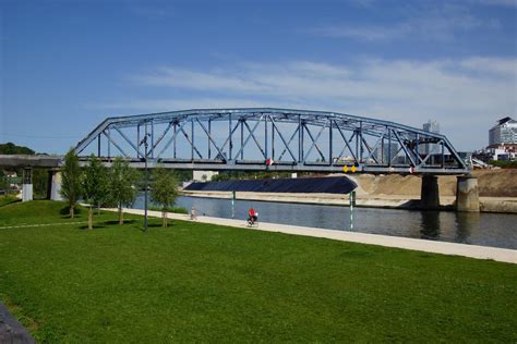 Famous Warren Truss Bridges