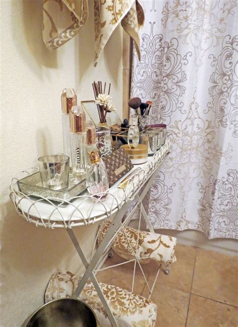 1000+ images about Glam Vanity on Pinterest | Old ...