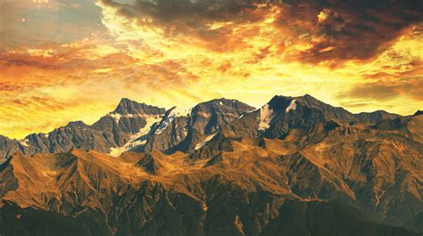 Download 3840x2160 Mountains Himalaya Sunset India 4k Wallpaper Uhd