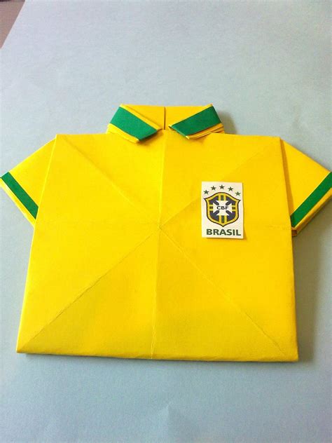 Hoje O Origami é Camisa Da SeleÇÃo De Futebol Claro Que A Nossa Do
