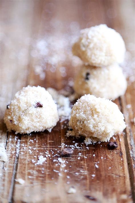 coconut macaroons | Raw vegan desserts, Coconut recipes, Healthy sweets