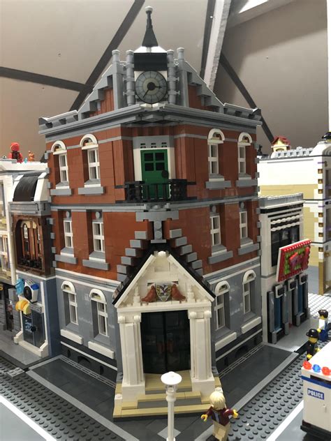Town Hall Moc Complete Rlego