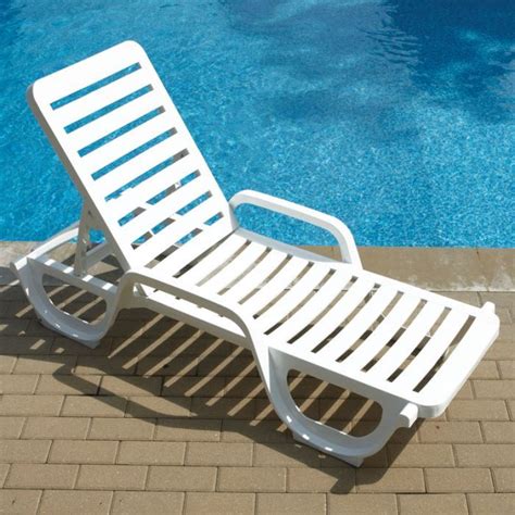 Outdoor chairs made of plastic resin provide a stylish, durable addition to your restaurant's patio. Pin on Chaise lounge