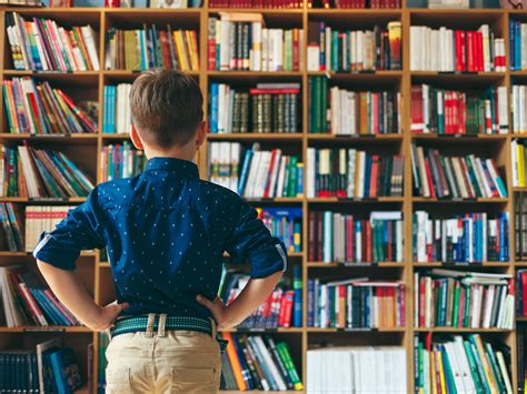 Choosing Books for Your School-Age Reader | Scholastic | Parents