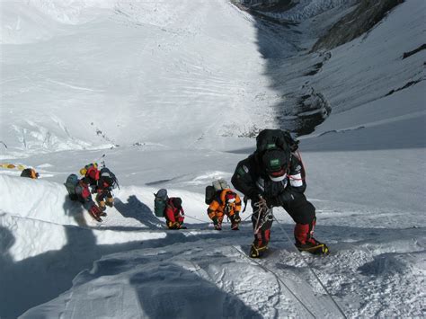 It is located in the mahalangur section of the himalayas. Bodies Of Mount Everest Victims Emerge From Ice As ...