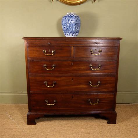 18th C Mahogany Chest Of Drawers Antiques Atlas