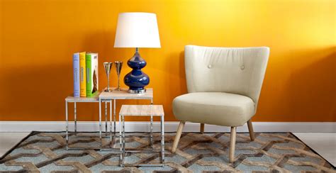 Vendo camera da letto, legno di ottima qualità, composta da armadio a 4 ante scorrevoli con specchiera, comò, due comodini e letto matrimoniale con doghe in legno. Arancione: colore e calore per la casa | DALANI