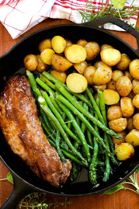 I think mashed or roasted potatoes and a fresh salad would go great with these. One-Skillet Maple Dijon Roasted Pork Tenderloin | Recipe ...