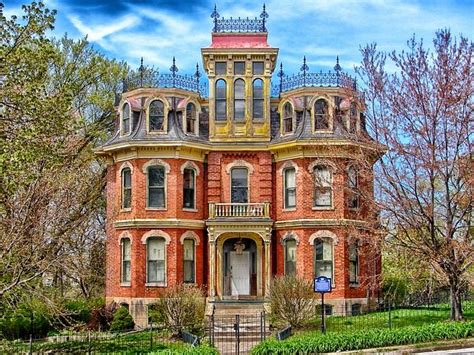 Discover The Charm Of Davenport Iowas Historic Mansion