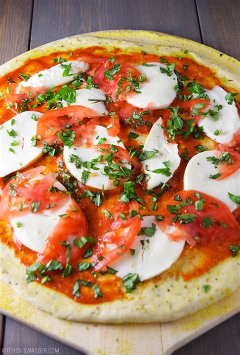 2 tablespoons minced fresh oregano or 2 teaspoons dried oregano. Classic Margherita Pizza Recipe | Kitchen Swagger