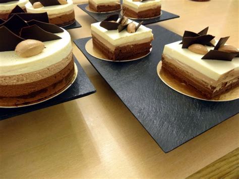 Use this versatile custard in any number of desserts. Entremets trois chocolat - Recette par patisserie ...